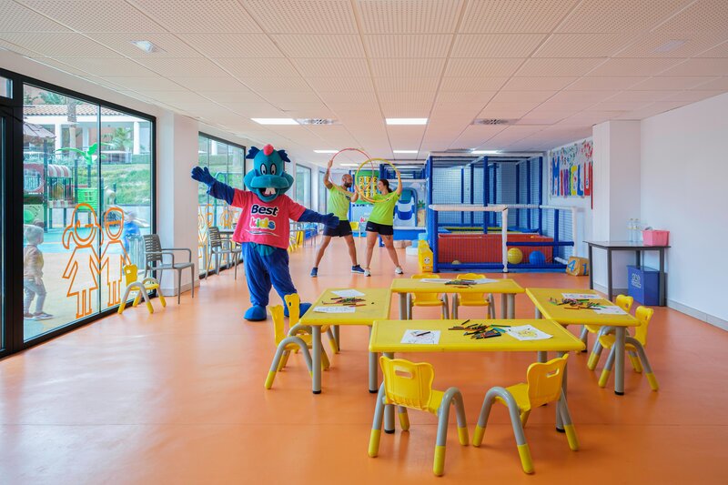 Best Costa Ballena 53