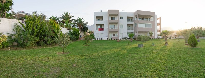 Apollo Hotel I & II 9