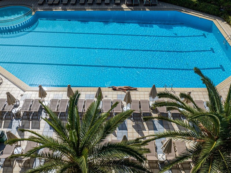 Atrion Resort Hotel & Apartments 4 - Outdoor Pool