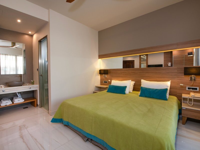 Atrion Resort Hotel & Apartments 20 - Room Example