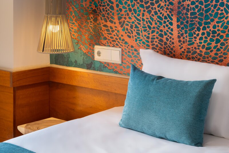 htop Amaika Adults Only 33