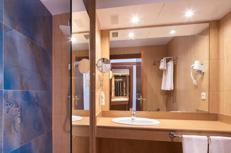 htop Amaika Adults Only 25