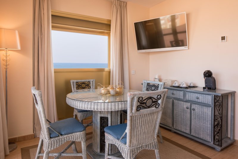 htop Amaika Adults Only 42