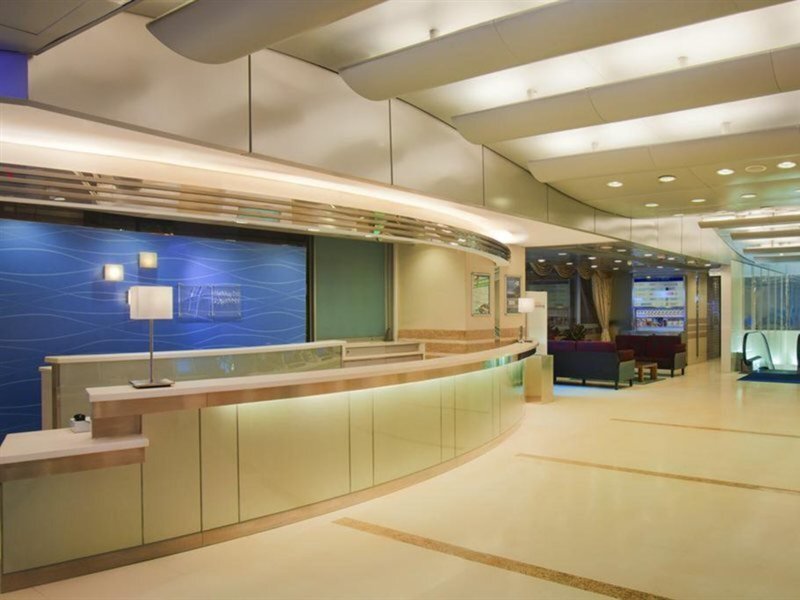 Holiday Inn Express Causeway Bay 6