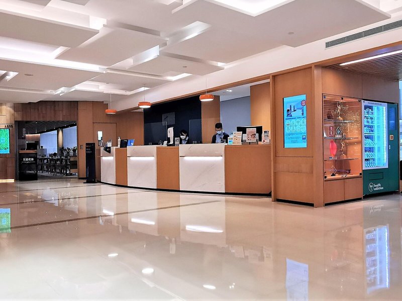 Holiday Inn Express Causeway Bay 7