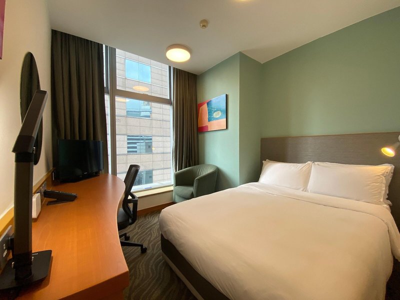 Holiday Inn Express Causeway Bay 40