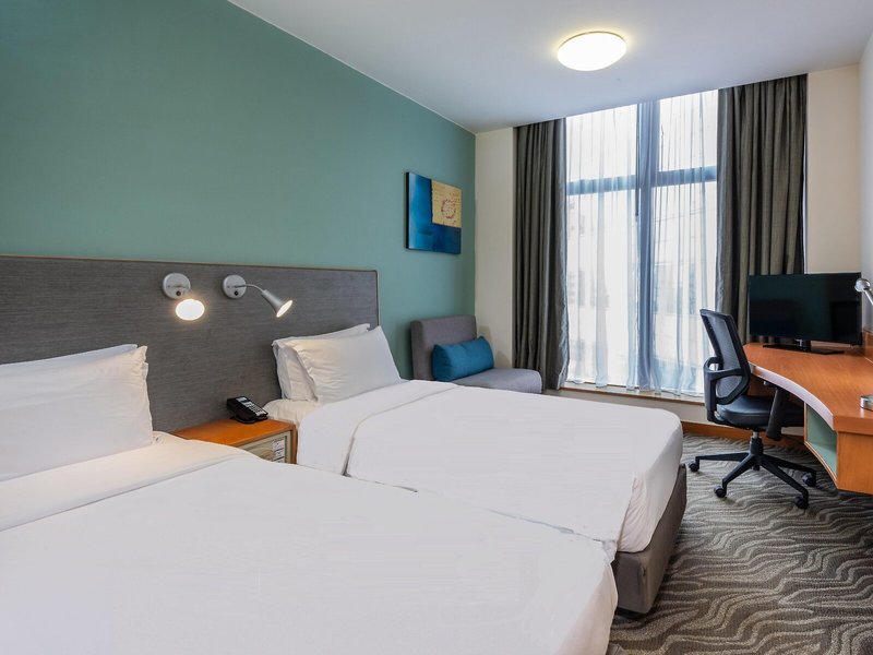 Holiday Inn Express Causeway Bay 41