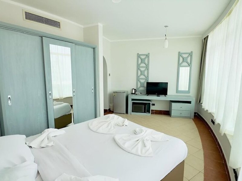 Royal Beach Hurghada 5