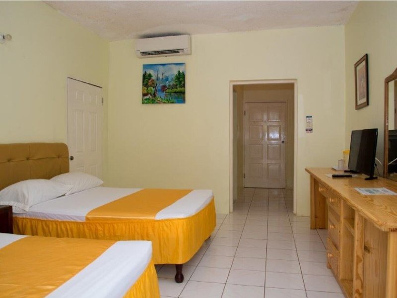 Fun Holiday Beach Resort 19