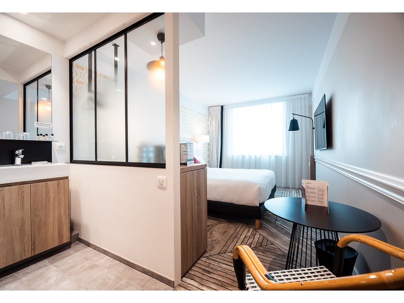 Hotel The Originals Paris Maison Montmartre 17