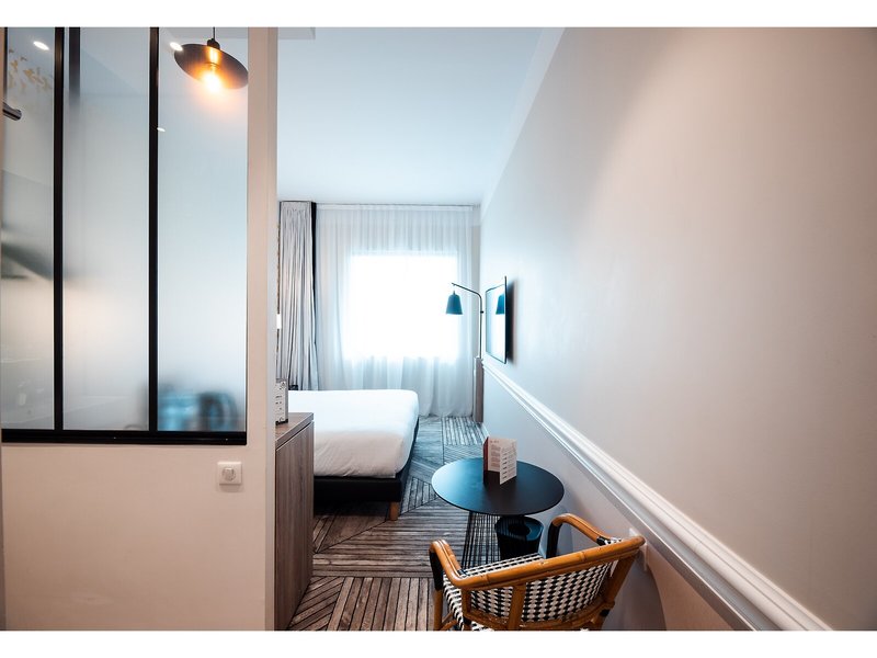 Hotel The Originals Paris Maison Montmartre 25