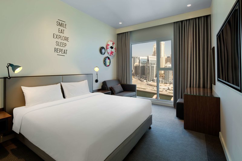 Rove Dubai Marina 14