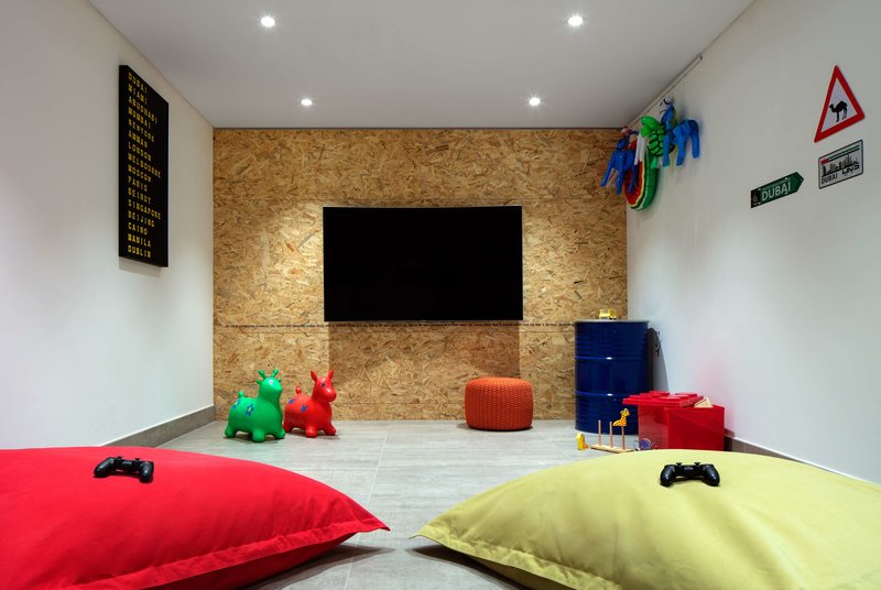 Rove Dubai Marina 17