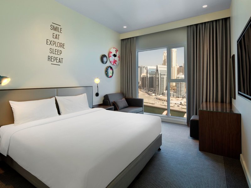 Rove Dubai Marina 17