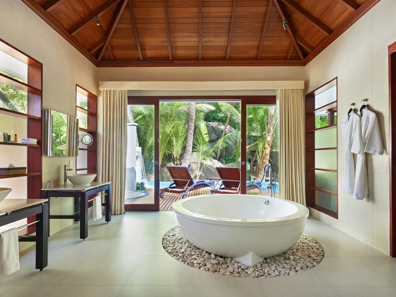 Niva Labriz Seychelles 46