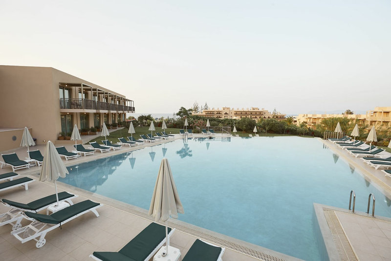 Santa Marina Beach Hotel 14