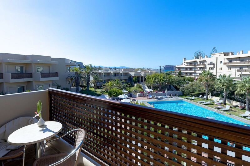 Santa Marina Beach Hotel 14