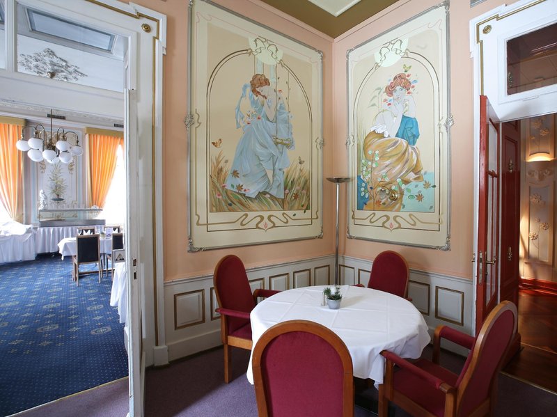 Parkhotel Du Sauvage 4