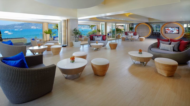 Amari Phuket - Beachfront Resort & Spa 9