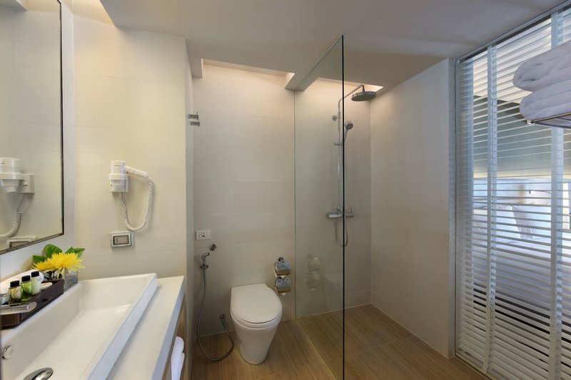 Amari Phuket - Beachfront Resort & Spa 14