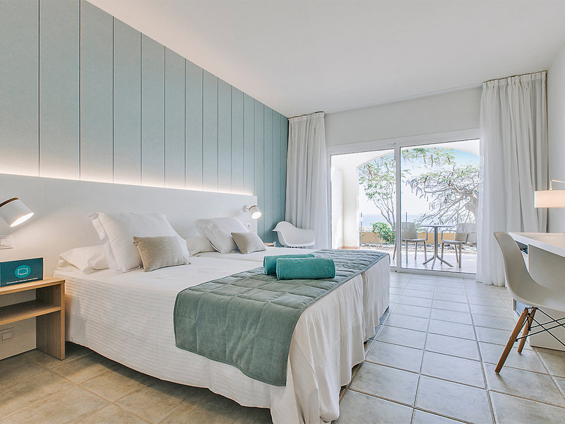 Ambar Beach Hotel & Spa 3 - Room Example