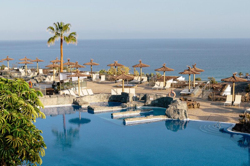 Ambar Beach Hotel & Spa 40 - Outdoor Pool
