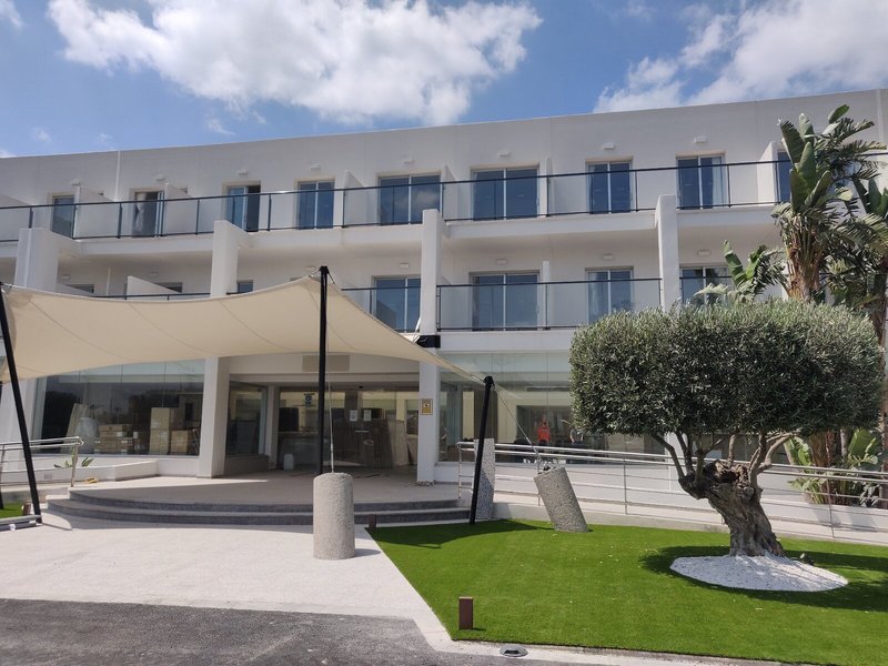 SunConnect Cabogata Garden 1