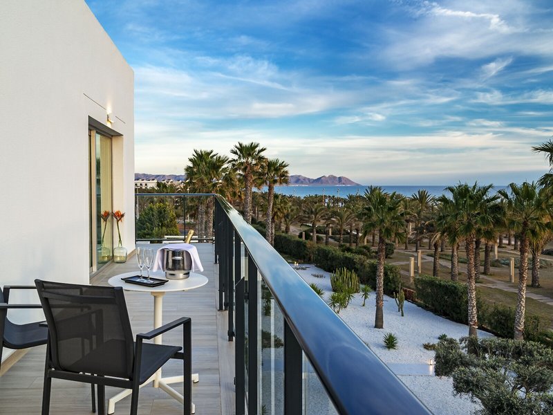 SunConnect Cabogata Garden 5