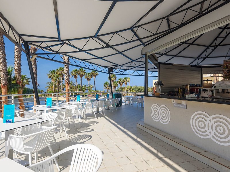 SunConnect Cabogata Garden 34