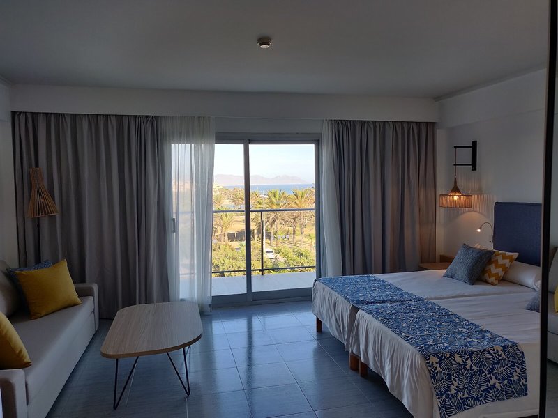 SunConnect Cabogata Garden 38