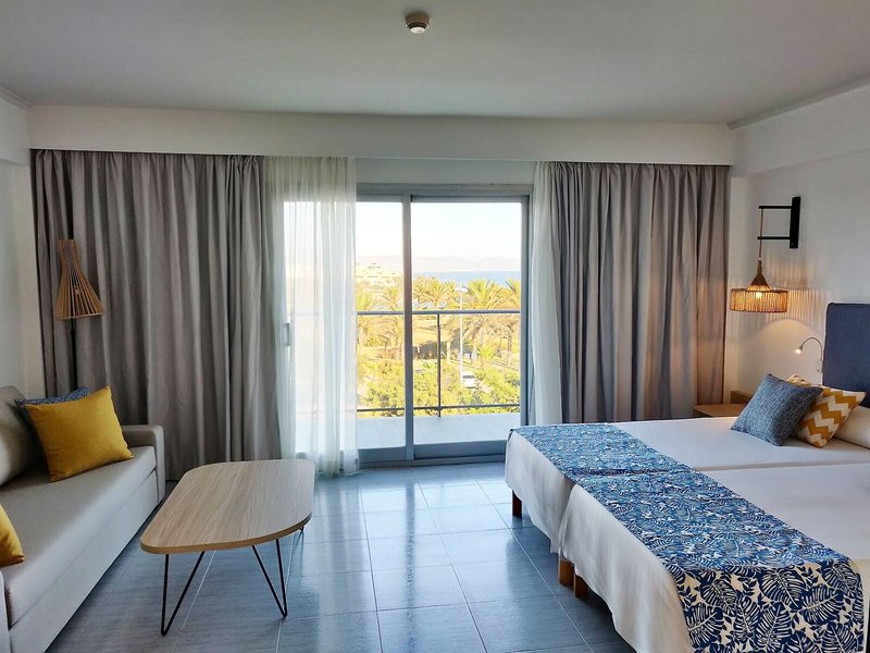 SunConnect Cabogata Garden 43