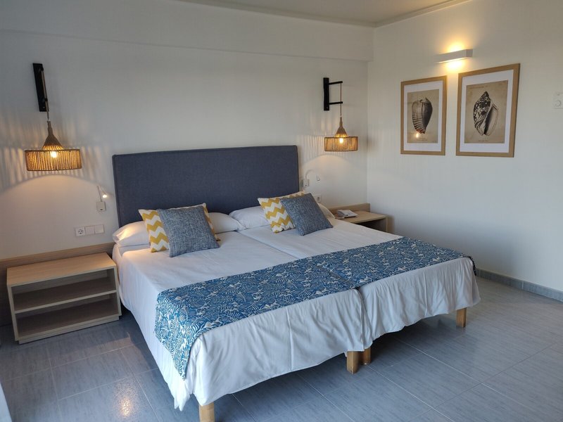 SunConnect Cabogata Garden 47