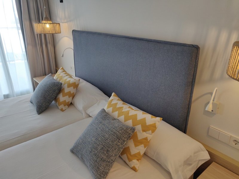 SunConnect Cabogata Garden 48