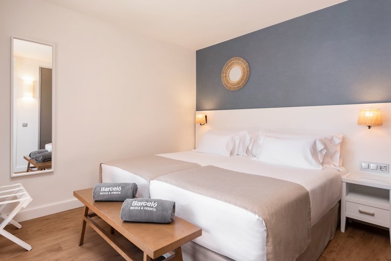 Barcelo Castillo Beach Resort 20