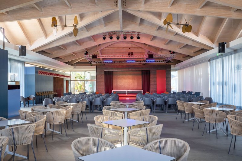 Barcelo Castillo Beach Resort 24