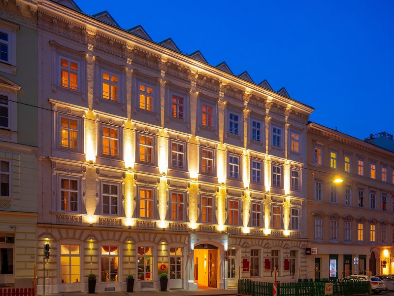 The Levante Laudon 4