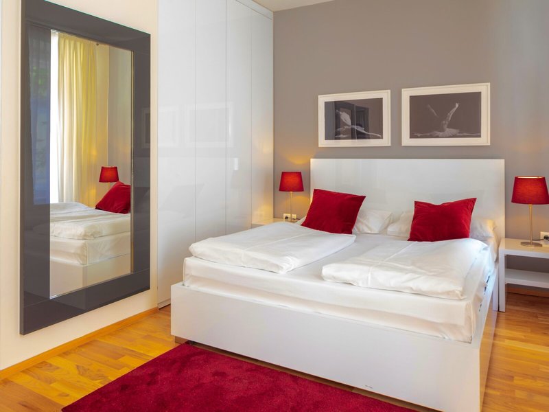 The Levante Laudon 18