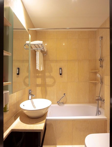 The Levante Laudon 20