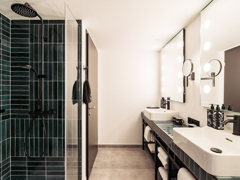 Hotel Schani UNO City 38