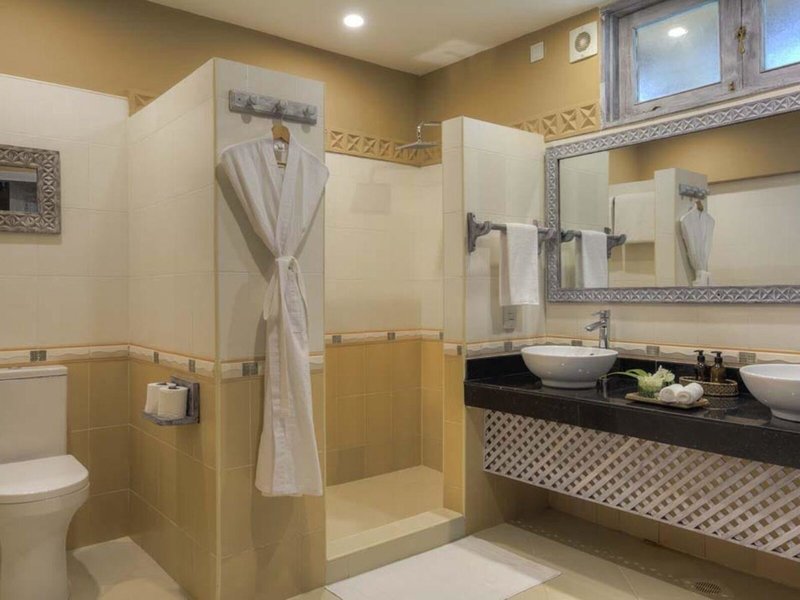 Neptune Palm Beach Boutique Resort & Spa 19