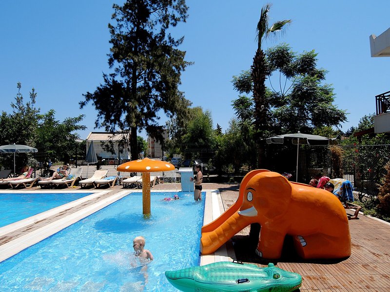 Ambassador Hotel  16