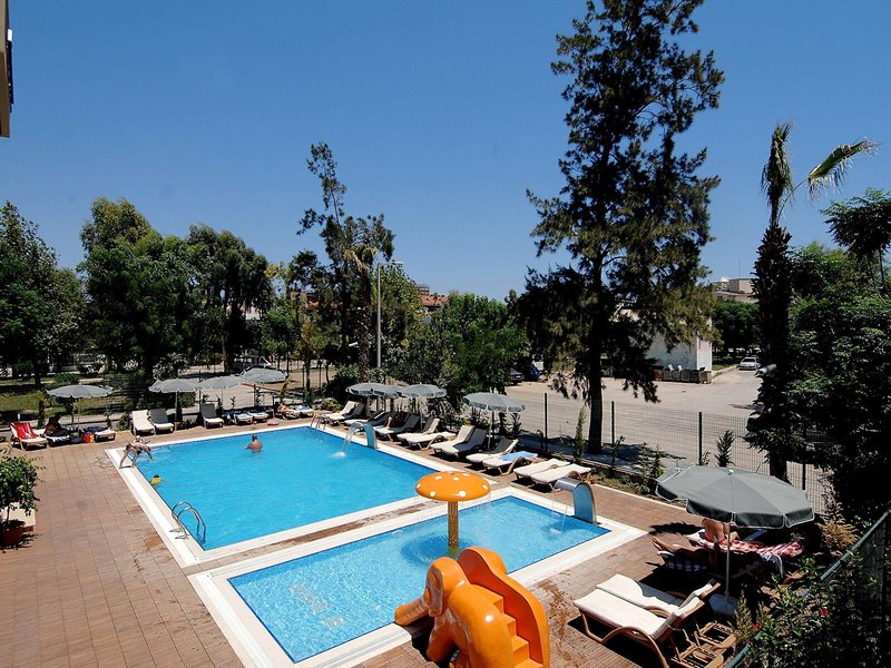 Ambassador Hotel  18