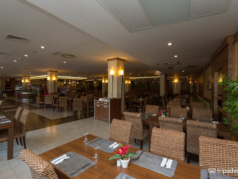 Ambassador Hotel  27