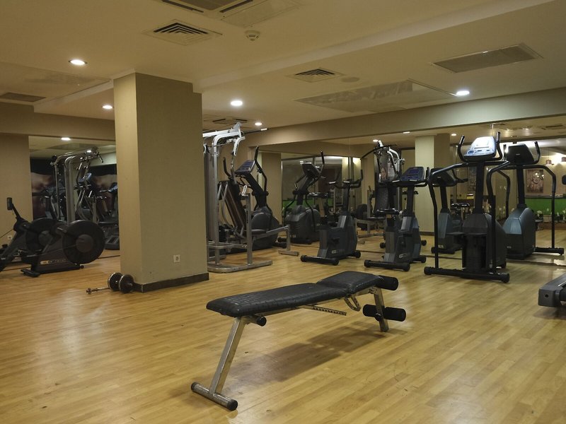 Ambassador Hotel  38