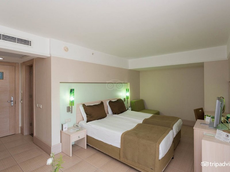 Ambassador Hotel  50