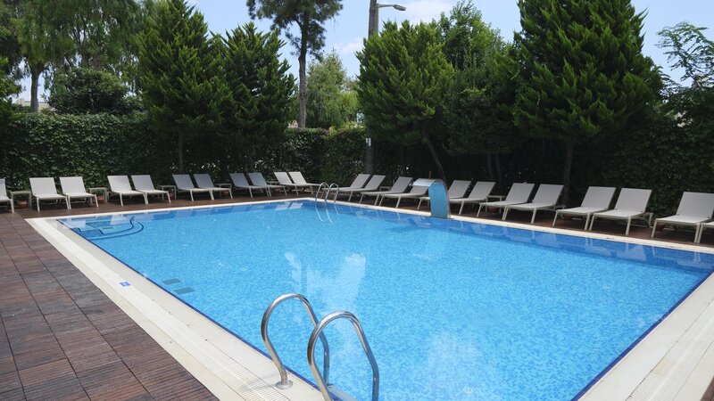 Ambassador Hotel 22