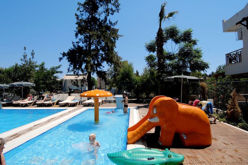 Ambassador Hotel 34