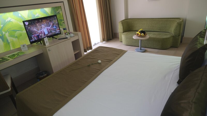 Ambassador Hotel 24