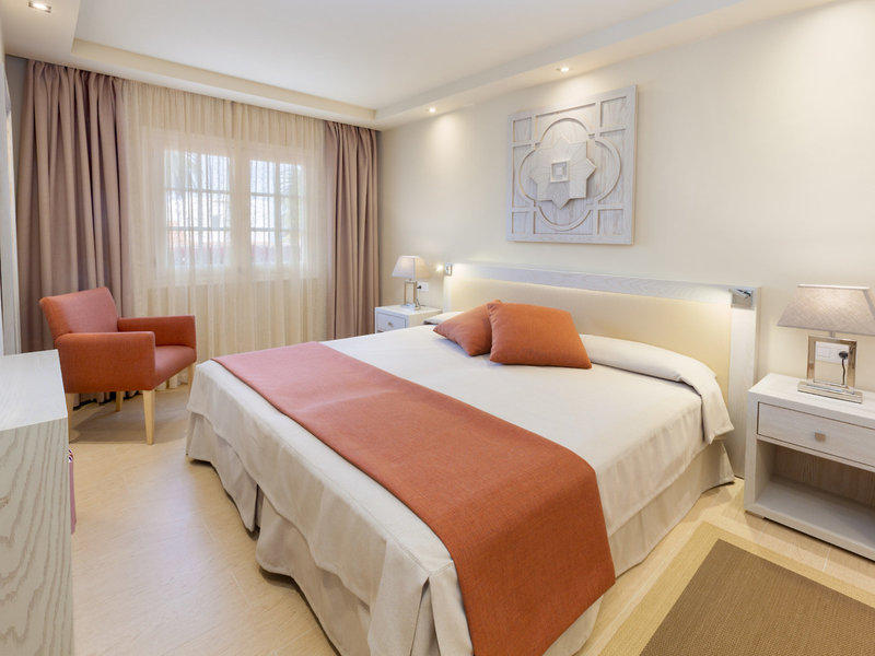 Ambassador Apartamentos 26 - Room Example