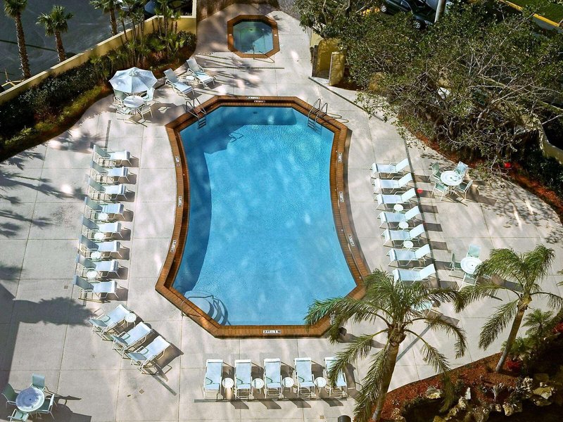 DoubleTree by Hilton Hotel Miami Airport & Convention Center 5